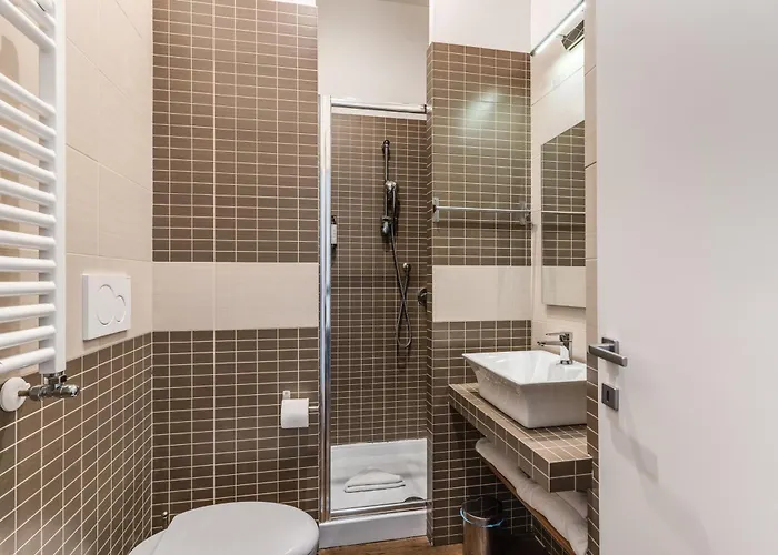 Little Queen Relais 4* Rom